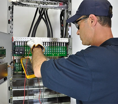tech performing critical power services
